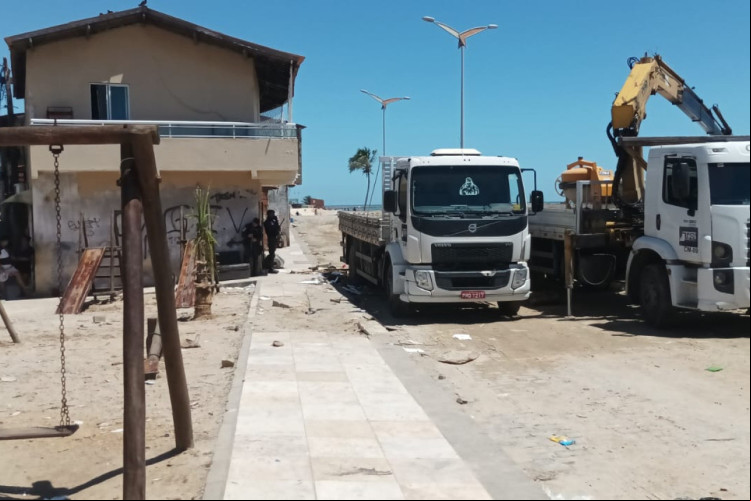 Maquinário de obra do Vila do Mar foi depredado por grupo criminoso. Serviços foram interrompidos até reposição das máquinas
