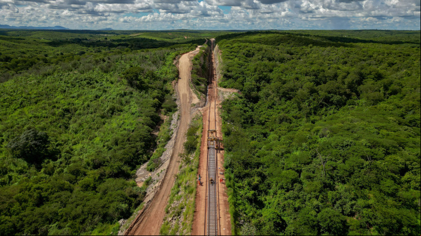 A Transnordestina deve contar com porto seco na região do Sertão Central cearense