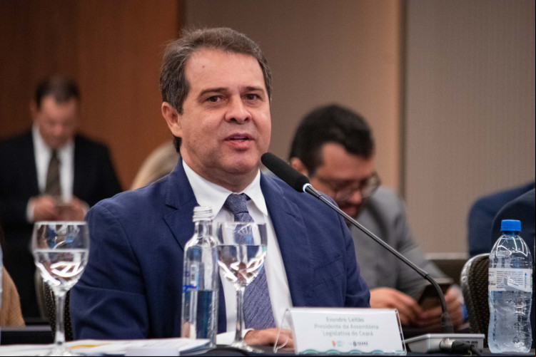Evandro subiu o tom com Sarto e foi rebatido pelo prefeito 