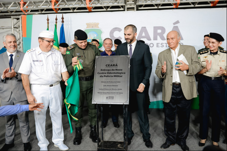 CERIMÔNIA de reinauguração do Centro Odontológico