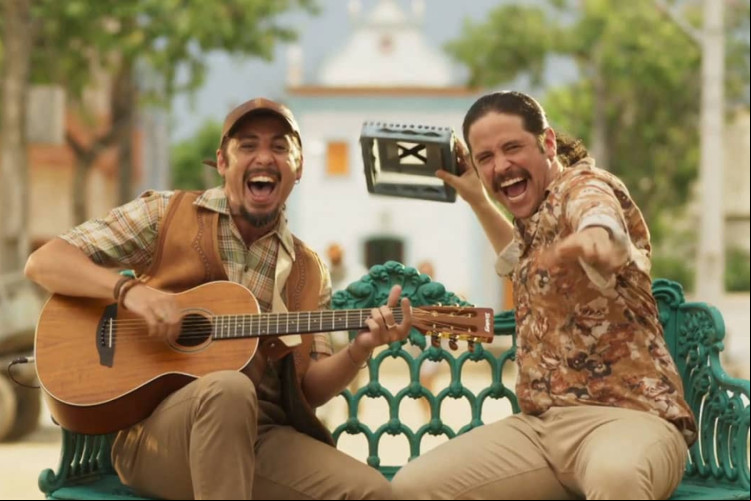 Juzé e Lukete lançam o EP ‘Visse & verso’ com músicas como ‘Candy crush’ e ‘Nietzsche aboyador’