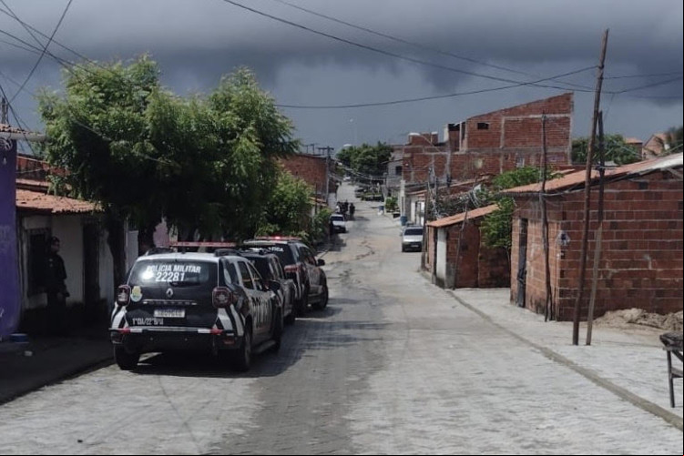 Policiamento foi acionado para o local após os disparos de arma de fogo