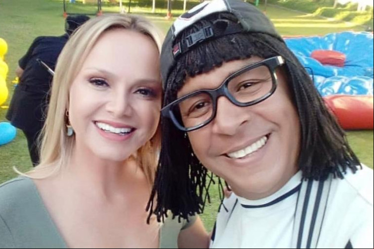 Parceria de Edilson Oliveira, interprete de Chiquinho, e Eliana na TV durou de 1998 até 2004