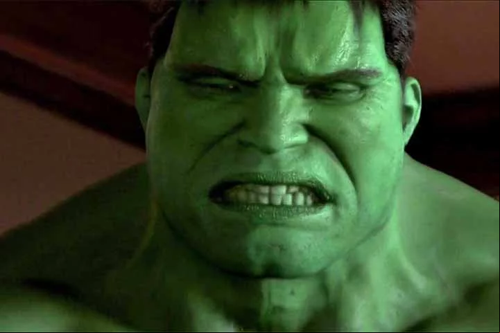 Com a recuperação, Bruce Banner tem que precisa lidar com estranhas modificações em seu corpo a cada vez que fica com raiva. Lou Ferrigno foi o primeiro intérprete de Bruce Banner em um filme, mesmo que tenha sido feito para a TV. Edward Norton e Mark Ruf