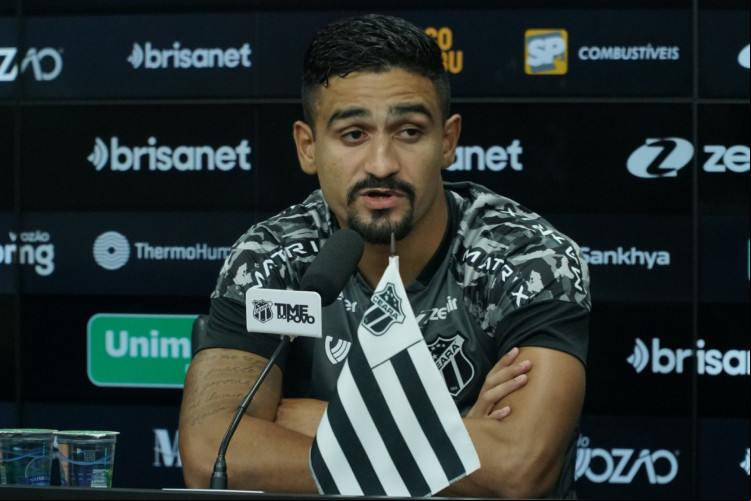 Ramon Menezes, zagueiro do Ceará, comentou sobre o alto número de cartões do time na Série B