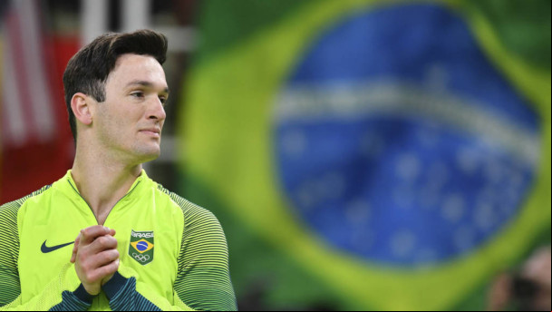 Diego Hypólito teve três movimentos dentro da ginástica artística que recebeu seu nome Diego Hypólito teve três movimentos dentro da ginástica artística que recebeu seu nome