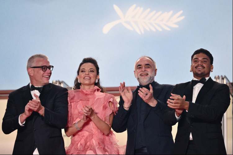 Concorrendo à principal premiação no Festival de Cannes, Karim Aïnouz destaca que o mais importante é ter sido selecionado pelo filme