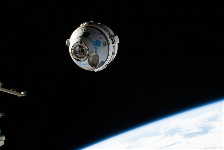 Staliner em 5 de junho chegando na Estação de Espaço Internacional