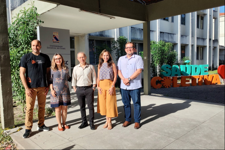 Os professores Valter Filho, Cidianna Nascimento, Gislei Frota, Carla Brandão e Paulo Sávio Magalhães são os pesquisadores responsáveis pela pesquisa