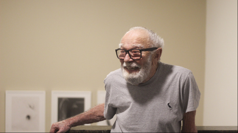 Em Fortaleza, exposição sobre vida e carreira de Emiliano Queiroz pode ser visitada até novembro