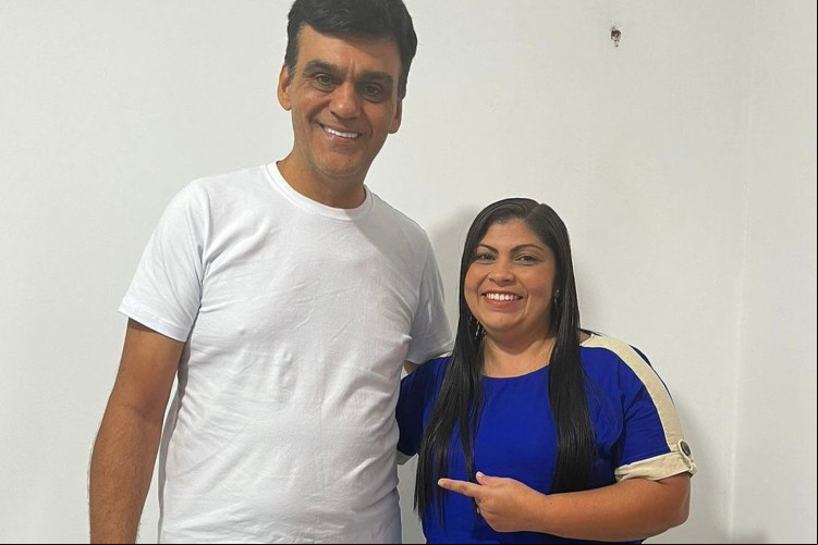 Naumi Amorim (PSD), ex-prefeito e pré-candidato em Caucaia, ao lado da presidente estadual do PMB, Lidiane Leite. Partido apoiava postulação de Waldemir Catanho (PT)