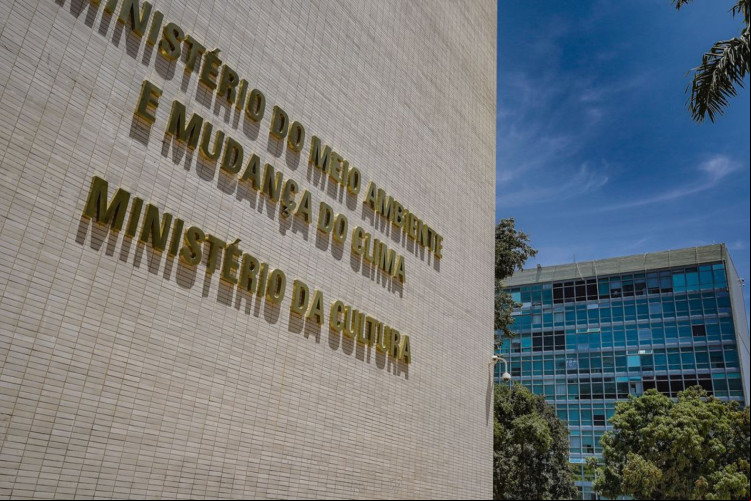 UFRJ e MinC abrem vagas para curso de extensão em cultura digital