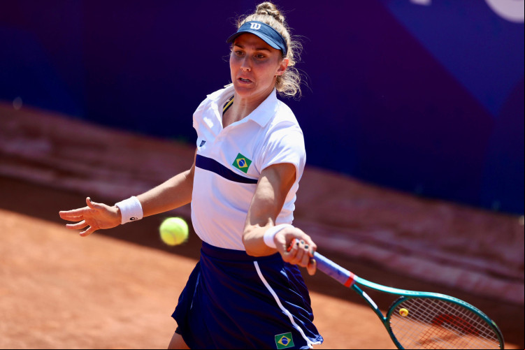 Bia Haddad Maia em duelo contra Schmiedlova, pelos Jogos Olímpicos de Paris