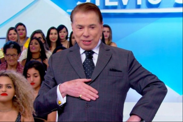 Hospital deixou de permitir a entrada de jornalistas para evitar "vazamentos" sobre a saúde de Silvio Santos