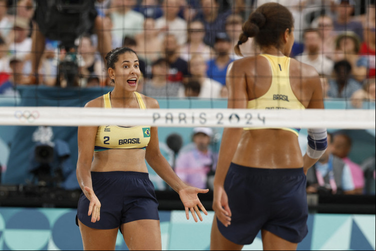 Ana Patrícia e Duda disputaram contra japonesas as oitavas de final das Olimpíadas de Paris-2024.