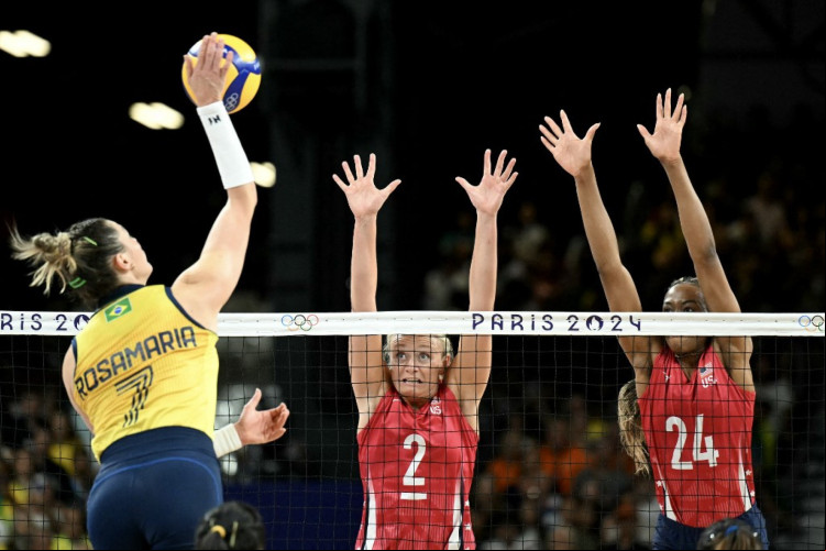 Brasil e Estados Unidos se enfrentaram na semifinal do vôlei na Olimpíada de Paris