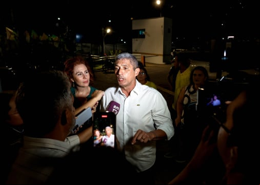 Coronel Aginaldo, esposo de Carla Zambelli, pediu licença da secretaria de Segurança Pública de Caucaia