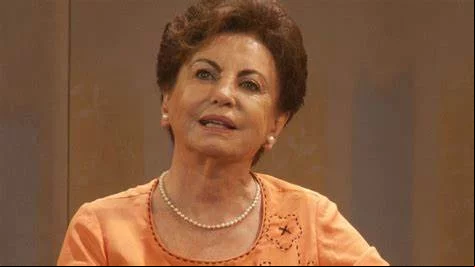 Beatriz teve mais de 70 anos de carreira dedicada aos palcos e à TV. Ela estreou na Globo em 1978, na novela “Dancin’ Days” e seu último trabalho na emissora foi em 2015, na série “Os experientes”, que abordava a vida na terceira idade.