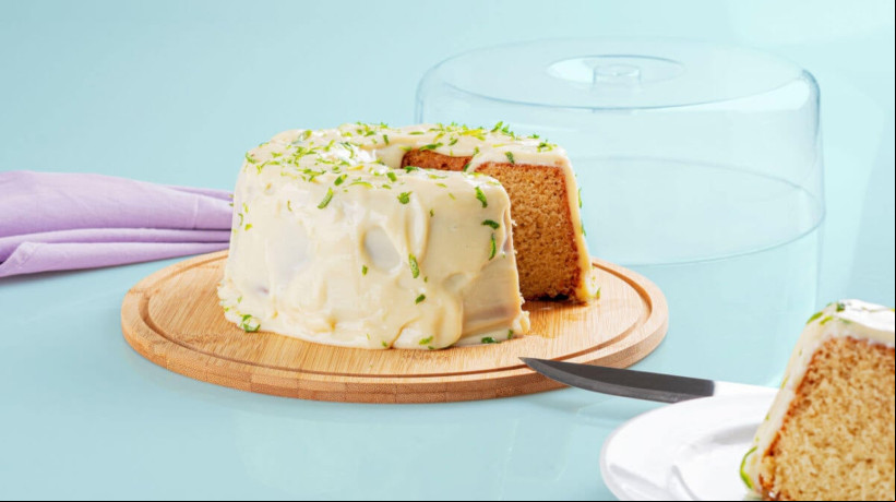 Bolo de limão com cobertura (Imagem: Gus Gan | Shutterstock)