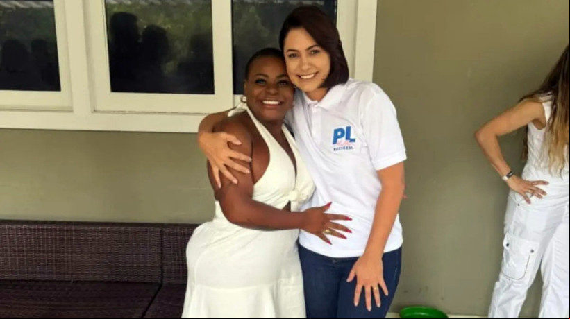 Jojo posa com Michelle Bolsonaro e promete banir sua música LGBT+