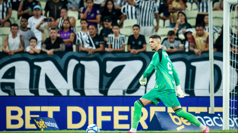 FORTALEZA, CEARÁ, BRASIL - 08.09.2024: Bruno Ferreira. Ceará x Vila Nova. Arena Castelão, campeonato brasileiro série B. (Foto: Aurélio Alves / O POVO)