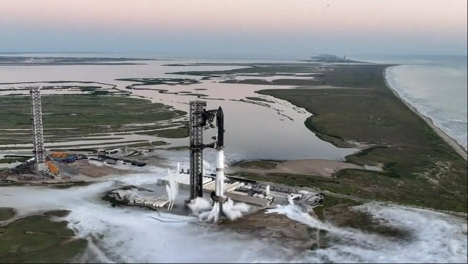 A Nasa - Agência Espacial Americana - já contratou dois voos da Starship para levar o homem à Lua na próxima década.