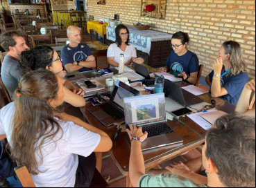 O evento está sendo coordenado pela doutora em Ciências Marinhas Tropicais, pelo Instituto de Ciências do Mar (Labomar-UFC), Carol Meirelles, que também é pesquisadora associada da UCB e vai até esta sexta-feira, 18 