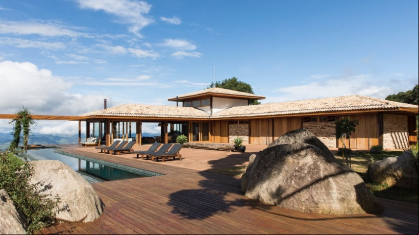 Projetos em madeira podem equilibrar tradição, elegância e sustentabilidade (Projeto: Sabella Arquitetura | Imagem: Manuel Sá)