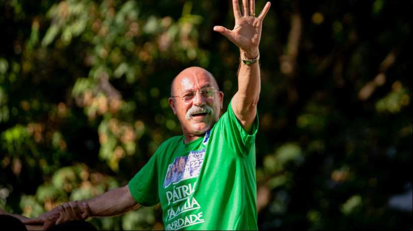 Inspetor Alberto, do PL, foi eleito vereador em 2020 e reeleito neste ano com 7.913 votos. Fala do parlamentar contra Evandro Leitão (PT) é investigada pela Polícia Civil