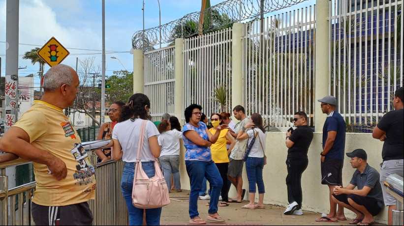 Filas já registradas na Avenida Aguanambi, em Fortaleza