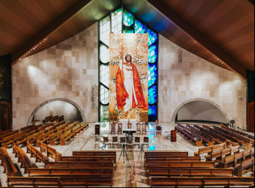 A Igreja do Ressuscitado que ou pela Cruz é a primeira no mundo dedicada a esse título 