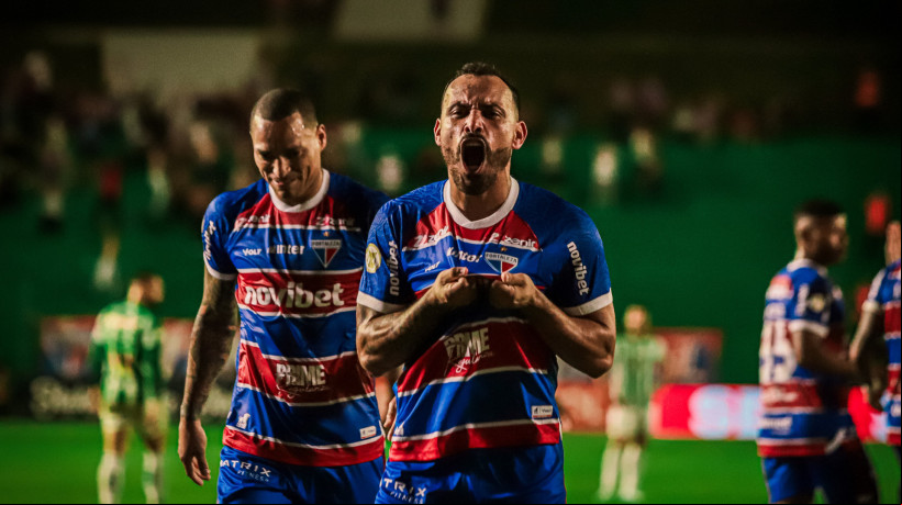 Moisés vive ótima fase pelo Fortaleza e está próximo de igualar o desempenho que teve em 2022, o melhor da sua carreira