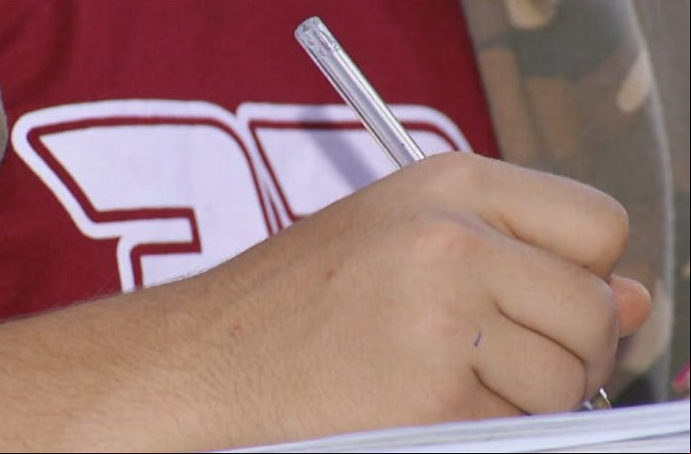 Quem perdeu a primeira prova do Exame Nacional do Ensino Médio, em 3/11, por causa de algum problema imprevisível e justificável, pode se inscrever entre os dias 11 e 15 de novembro para uma segunda chamada.
