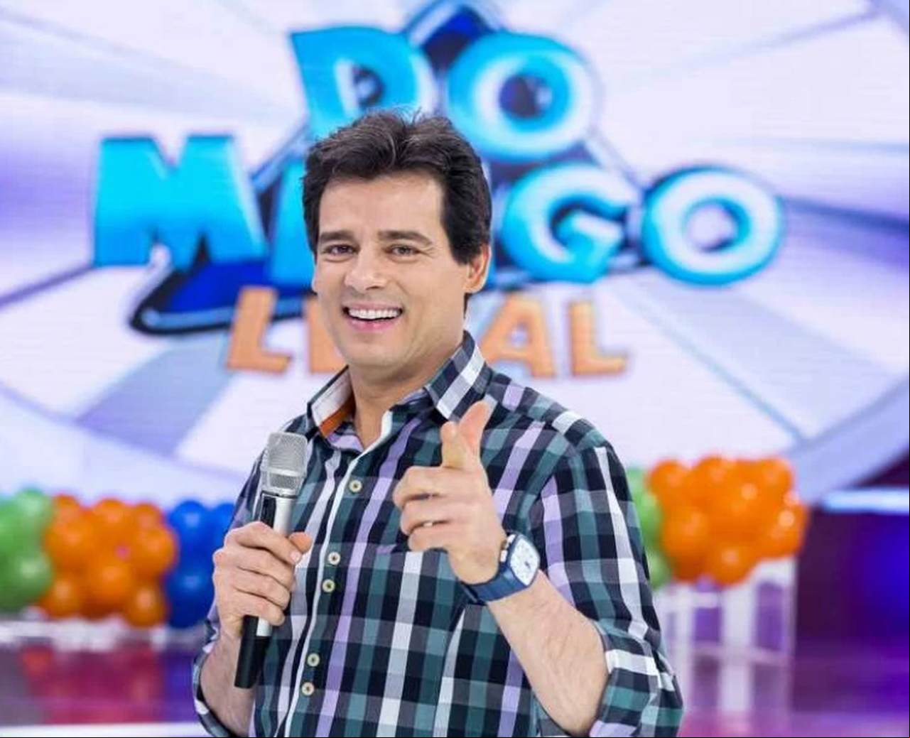 A partir de 30 de junho deste ano, o “Domingo Legal” foi expandido para sete horas de duração após Eliana troca o SBT pela Globo.