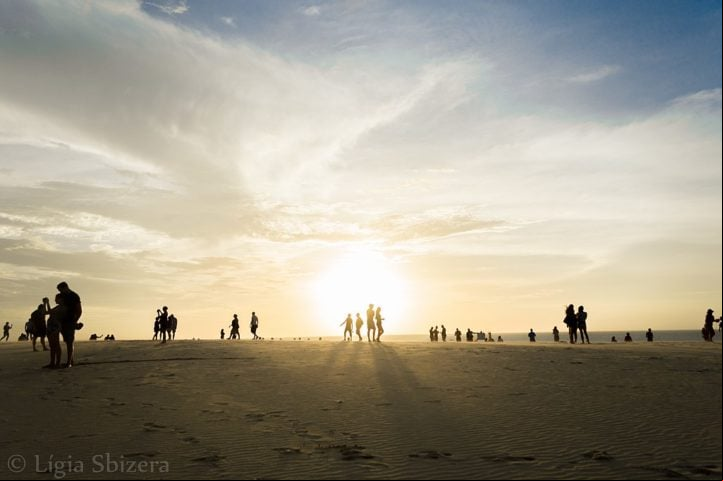 Para visitar, é preciso pagar uma taxa de turismo sustentável de R$ 41,50 à Prefeitura de Jijoca de Jericoacoara. O ingresso permite uma estadia de até dez dias na vila.