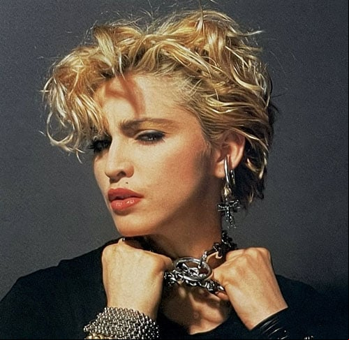 Em 1978, Madonna se mudou para Nova York, onde foi estudar música e dança. Mais tarde ela revelaria que, no ano seguinte, foi abusada sexualmente.