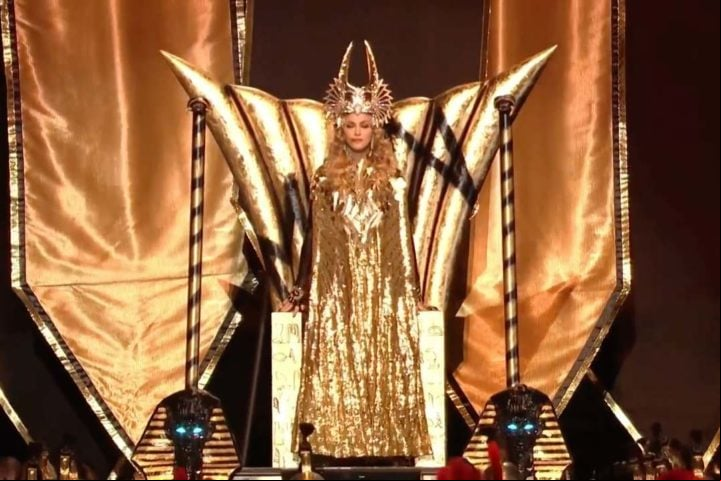 Em 1990, durante um show no Canadá, Madonna quase foi presa por causa de sua performance da música Like a Virgin. Na situação, ela simulou uma masturbação feminina. A cena foi transmitida ao vivo e rodou o mundo.
