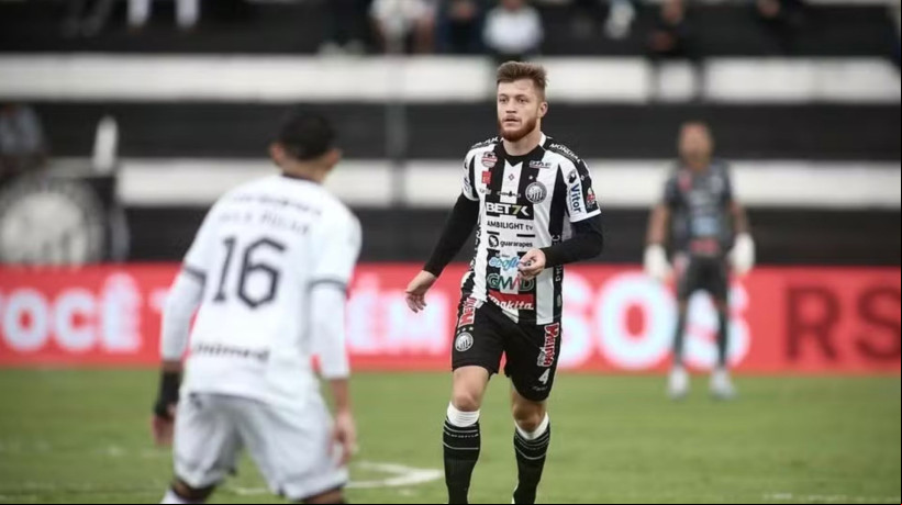 O zagueiro foi um dos principais defensores da Série B em 2024 e tem agem pelo futebol cearense