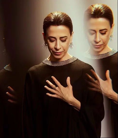 Um dia antes da indicação ao Globo de Ouro, Fernanda Torres ficou em segundo lugar no prêmio de melhor atuação da Associação de Críticos do Cinema de Los Angeles. A brasileira apareceu ao lado de Demi Moore (A Substância) nesse posto.