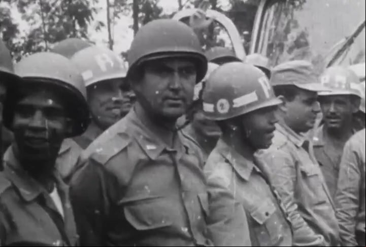 Em janeiro de 1971, Paiva foi preso em sua casa no Rio de Janeiro por agentes do DOI-CODI, um órgão de repressão da ditadura.