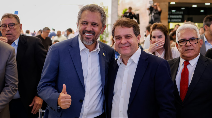 O governador Elmano de Freitas (PT) e o prefeito Evandro Leitão (PT)