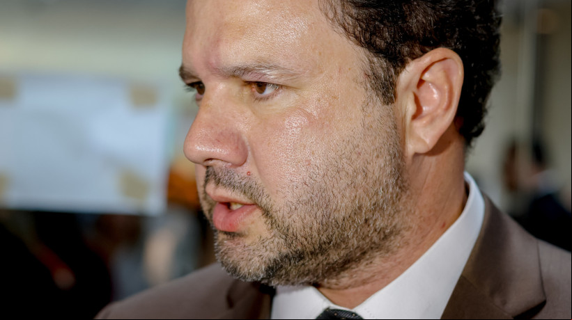 Vereador Léo Couto (PSB) na cerimônia de diplomação dos candidatos eleitos de Fortaleza
