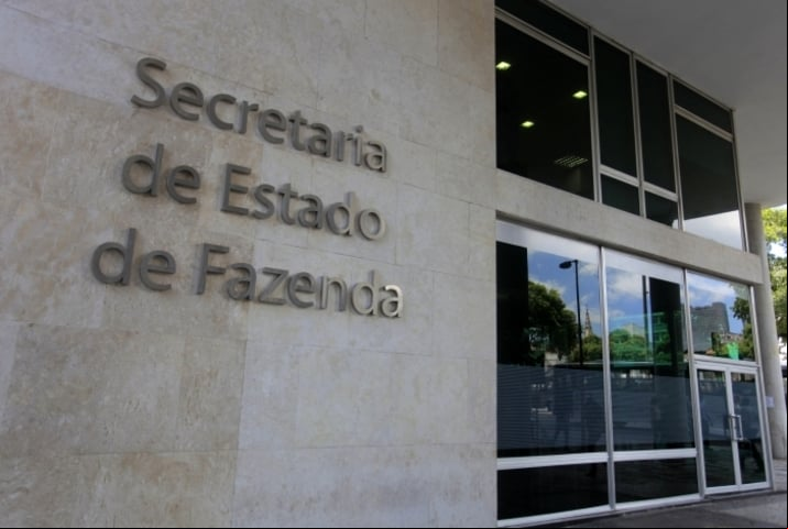 Cada estado e município define a destinação que dará ao montante aferido com o IPVA. Em São Paulo, por exemplo, 20% do total vai para a educação básica, de acordo com a Secretaria da Fazenda do estado.
