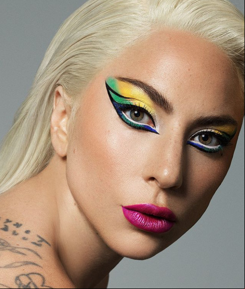 Lady Gaga irá se apresentar na praia de Copacabana, no Rio de Janeiro, às 21h do dia 3 de maio, de acordo com a coluna do jornalista Lauro Jardim em “O Globo”. O show gratuito, que ainda não foi confirmado oficialmente pelo prefeito Eduardo Paes, será similar ao que Madonna fez em 2024 com a presença de uma multidão na praia carioca.