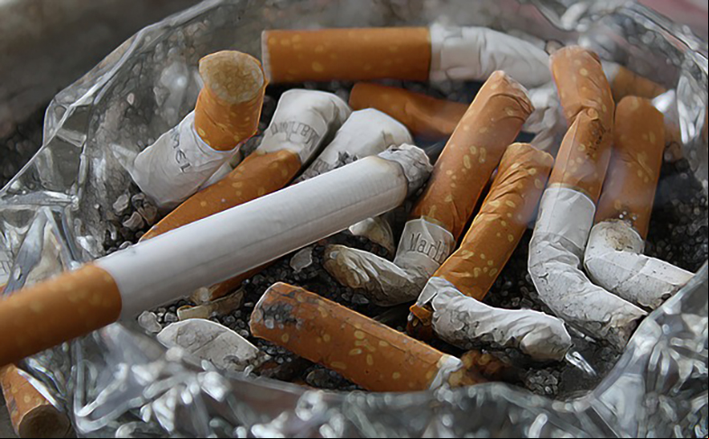 Hoje, o apelo pelo cigarro já foi bastante reduzido. O cinema parou de glamourizar o fumo. Não há mais propaganda de cigarro. E os alertas são explícitos nas embalagens numa tentativa de dissuasão.