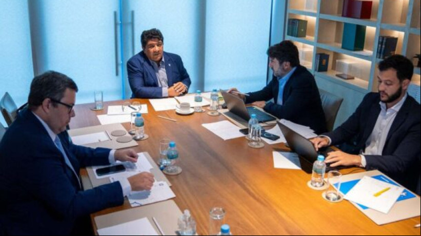 Ednaldo Rodrigues, presidente da entidade, se reuniu com os representantes de todos os clubes das três competições nacionais femininas