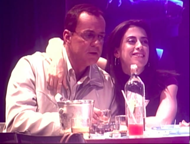 A série explorava de forma irreverente os dilemas de um casal moderno e se tornou um clássico da televisão brasileira, gerando ainda dois filmes de sucesso.
