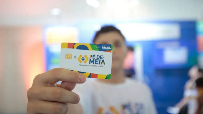 Pagamento da poupança do programa Pé-de-Meia inicia na próxima terça-feira, 25