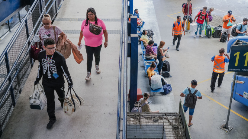 Movimentação no início do Carnaval, na Rodoviária Terminal Eng. João Thomé