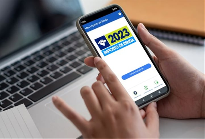 O contribuinte que não entregar a declaração no prazo determinado está sujeito a multa mínima de R$ 165,74 e que pode chegar a até 20% do imposto sobre a renda devido.
